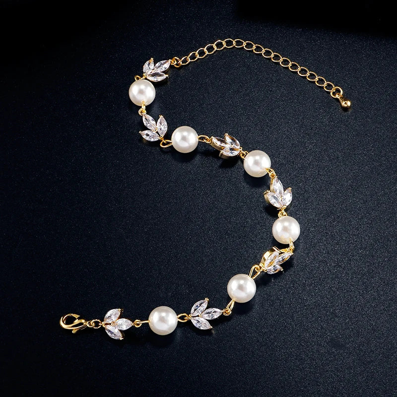 Vintage Pearl & Leaf Gold Bracelet