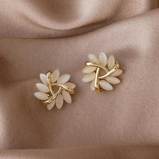 Vintage Gold & Pearl Flower Earrings